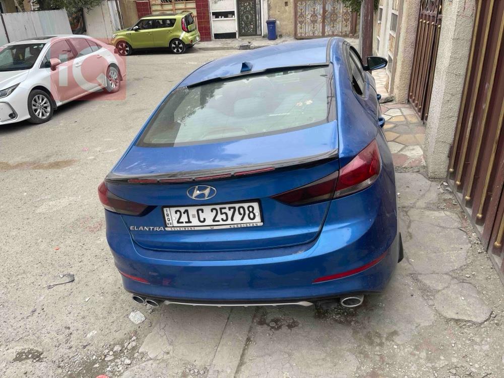 هیوندای ئەلەنترا